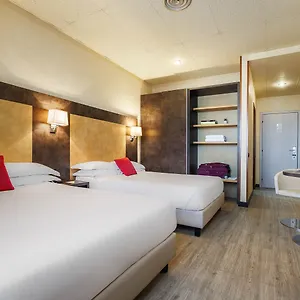Hotel Jr Amadeus, Bolonia